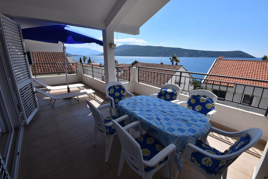 Nikic Apartments Herceg Novi Esterno foto